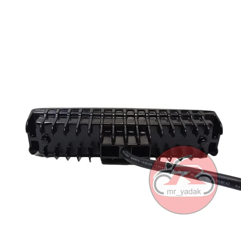 پروژکتور ال ای دی 18 لامپ مناسب برای موتورسیکلت و ماشین