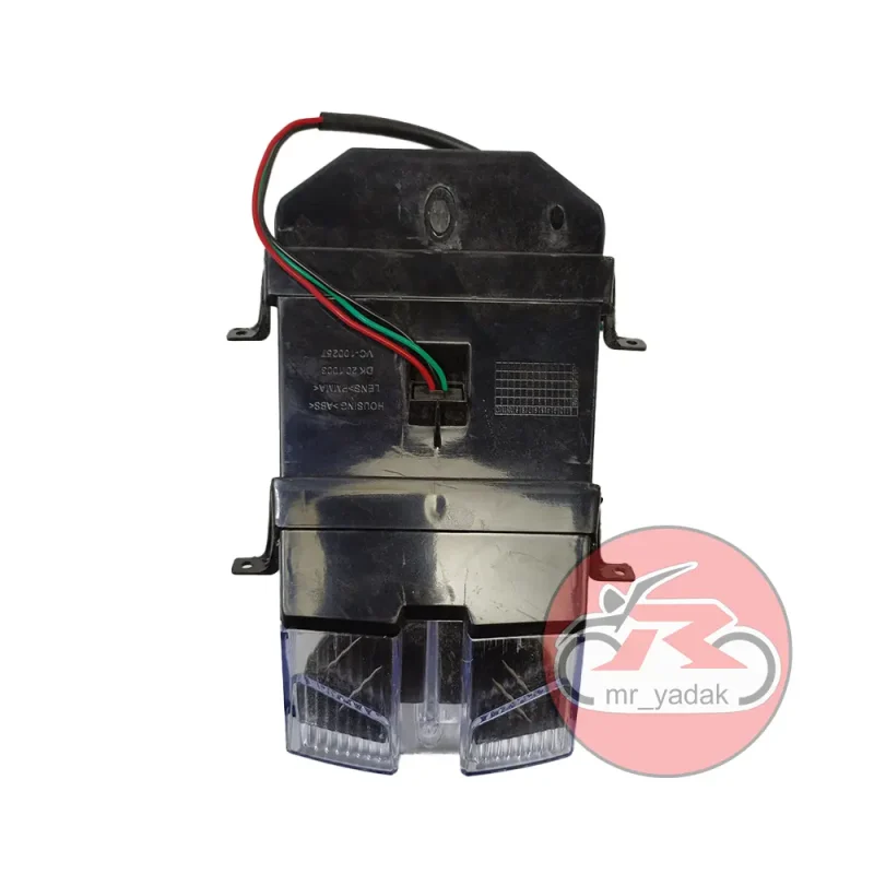 اتصالات برقی و ابعاد استاندارد چراغ خطر پالس 180 برای نصب روی دمی عقب