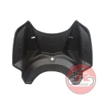 قاب کربنی روی باک موتورسیکلت آپاچی جدید